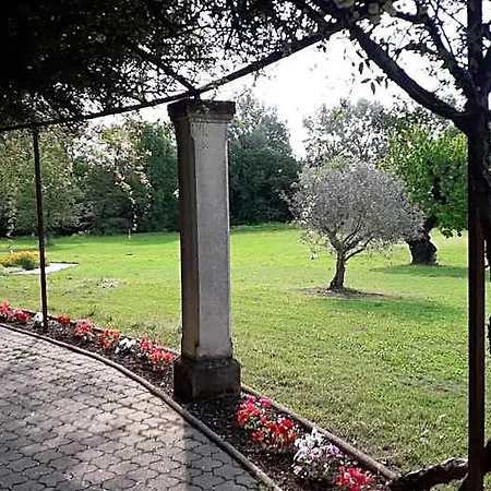 Golf Club D'uzes Couette-café Uzès