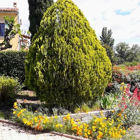 Golf Club D'uzes Юзес